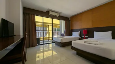 Chana Phuket Patong Hotel – Fotos 2
